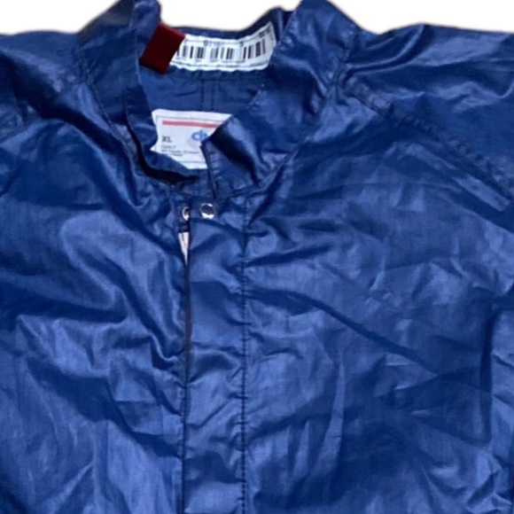 Cintas Cleanroom Coveralls - Picture 3 of 12